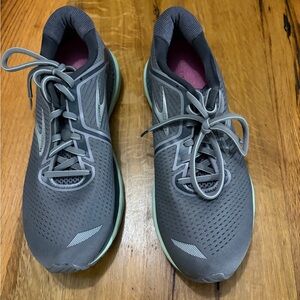 Brooks Adrenaline 20 Charcoal and Mint Athletic Shoes, Size 10.5
